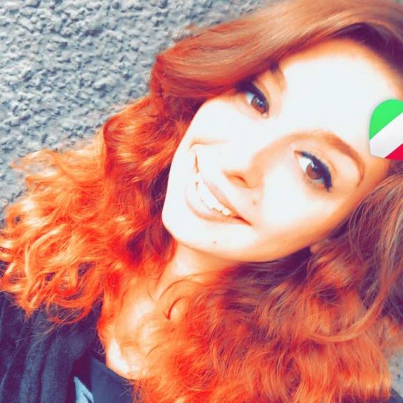 Meet your Posher, Sarah - Picture 1 of 1